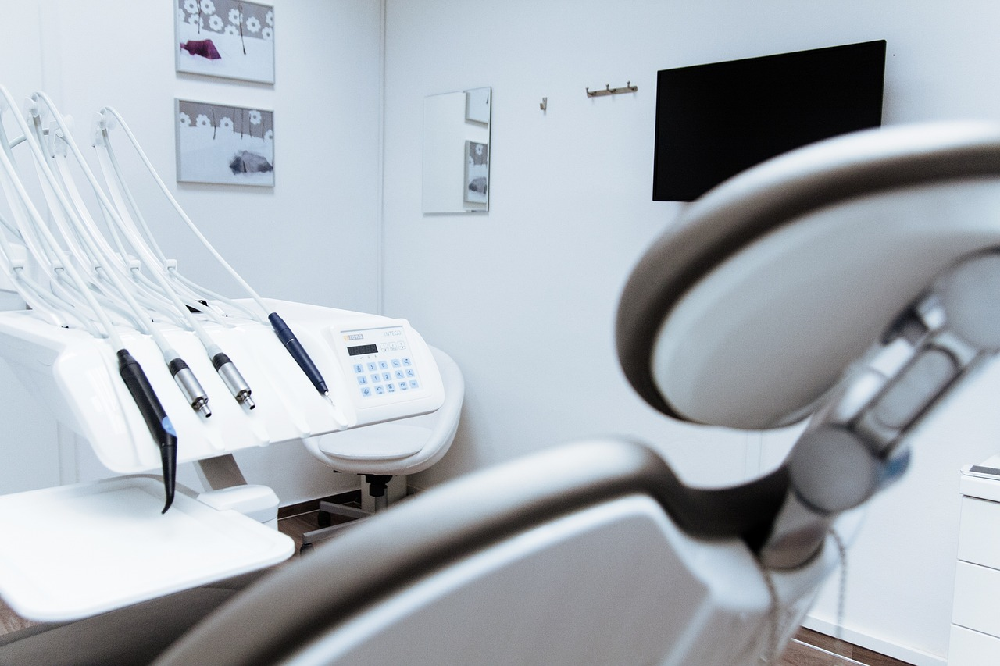 Wizyta u dentysty – jak często ją odbywać i jak się przygotować?